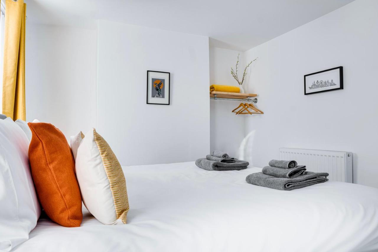 Cosy 3 Bedroom House Near Anfield Stadium ลิเวอร์พูล ภายนอก รูปภาพ